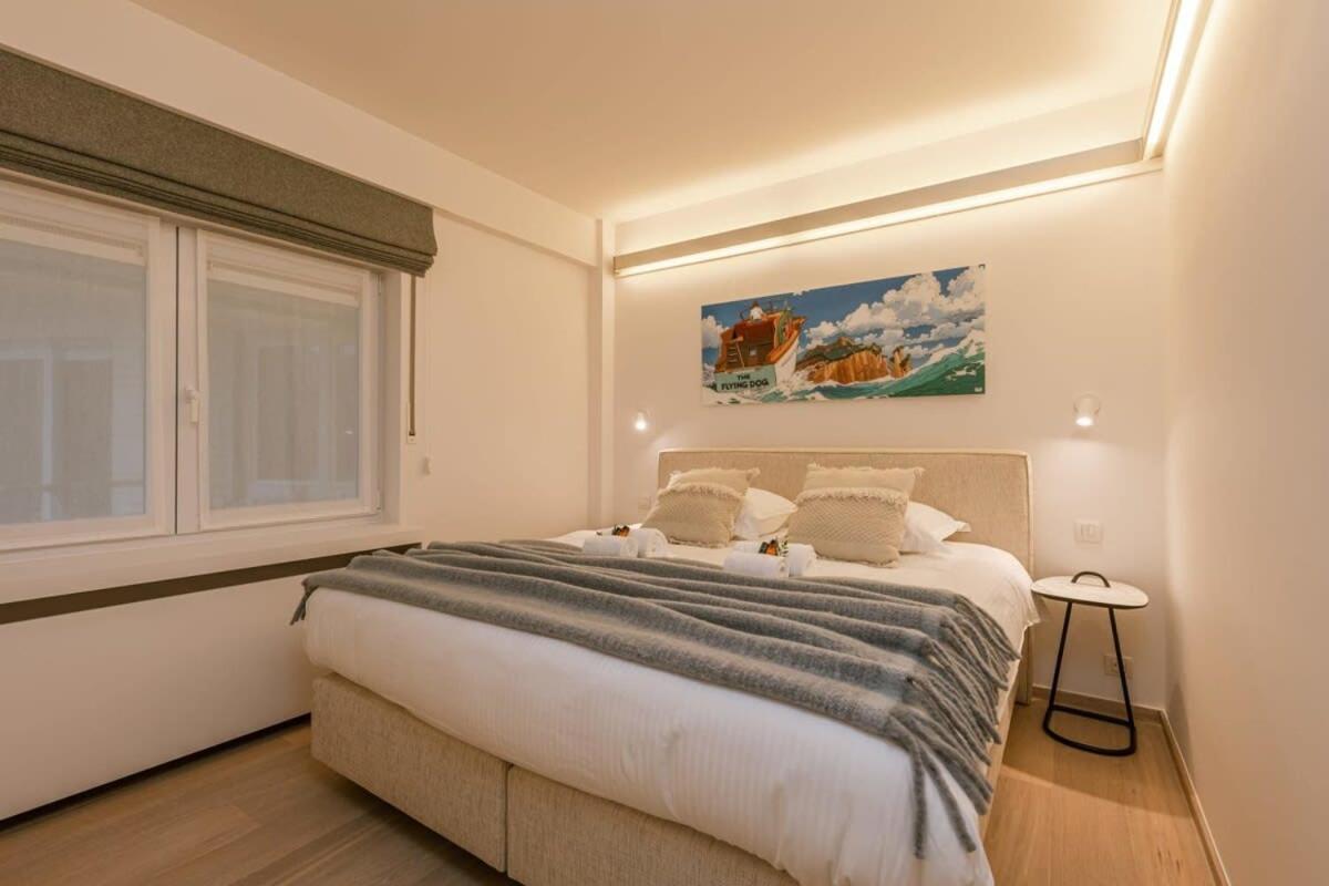 Spacious apartment with parking on prime location