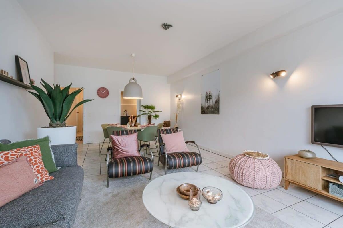 Casiola - Boulevard apartment near the beach