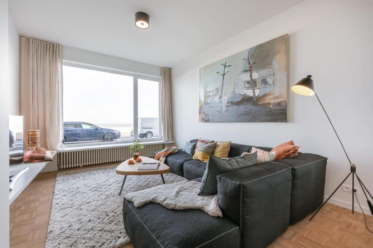 Apartment with seaview