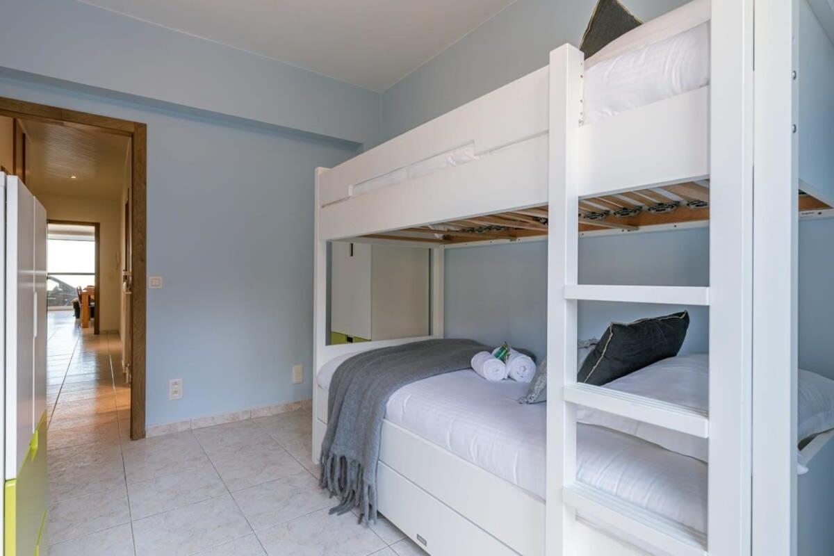 Bruges Vacations - Beachfront apartment in Zeebrugge - Property Image 2