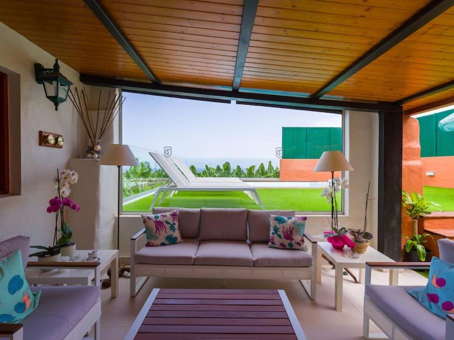 Sunset Banana Plantation House with sea views and private pool by CanaryScape