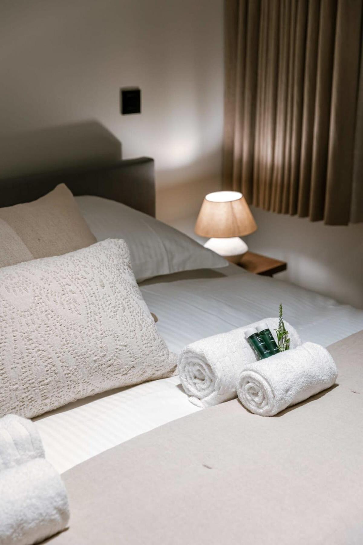 High-end apartment in centre of Knokke with parking