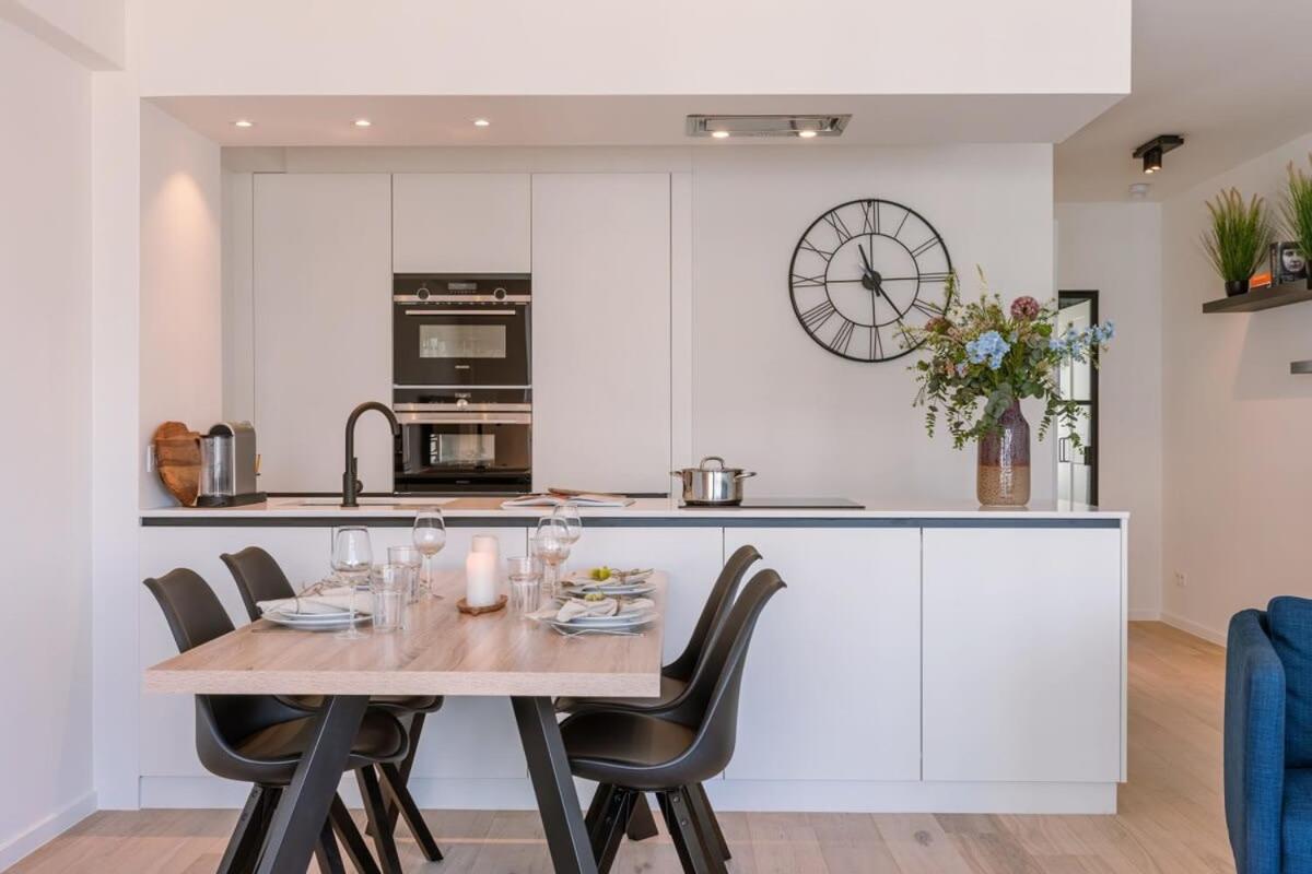 Huswell - Lovely apartment with lateral sea view and parking view 2