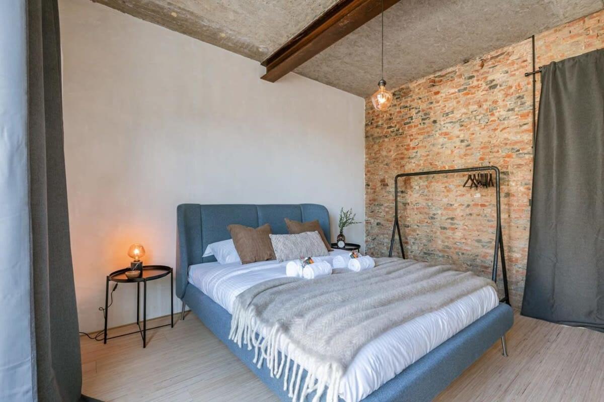 Industrial apartment with terrace in Antwerp