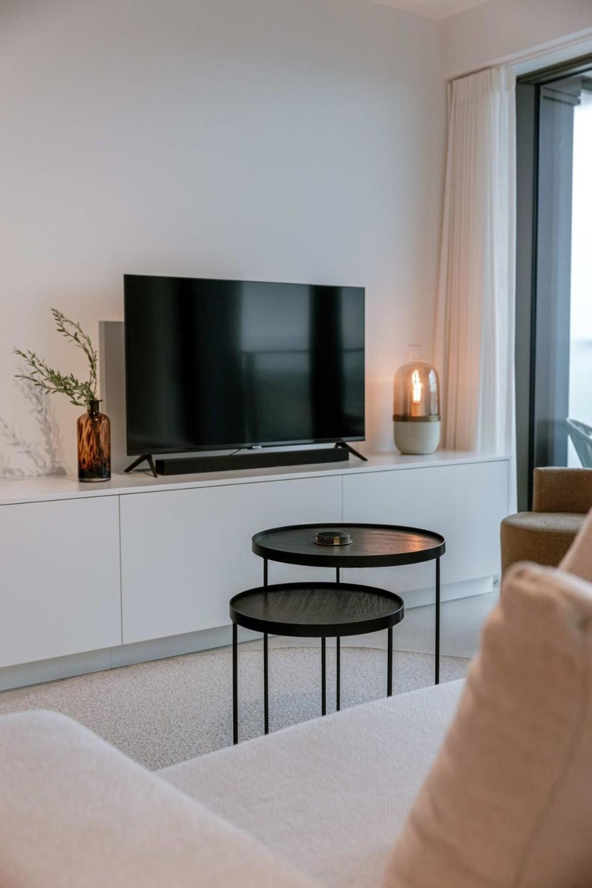 Huswell - Stylish apartment with harbour view