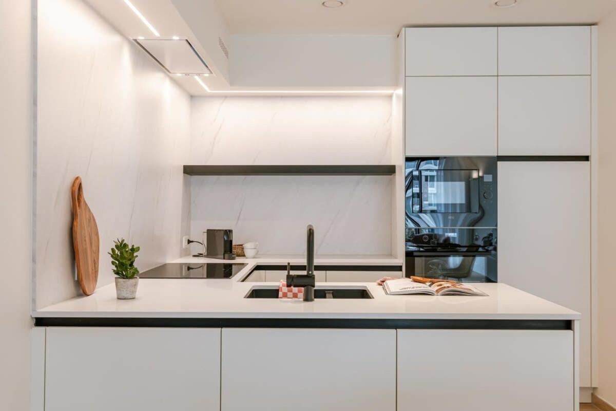 Comfortable apartment on the square of De Panne