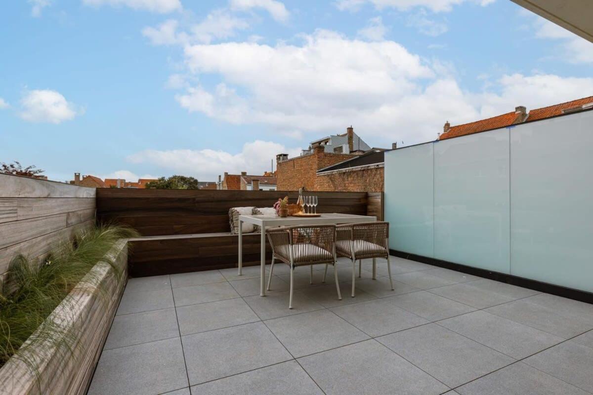 Comfortable apartment on the square of De Panne