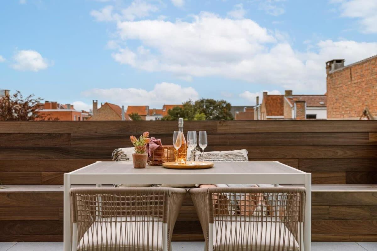 Comfortable apartment on the square of De Panne