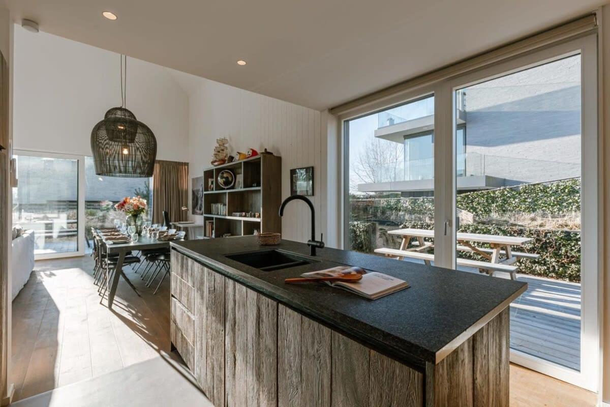 Stylish and spacious vacation home close to the beach