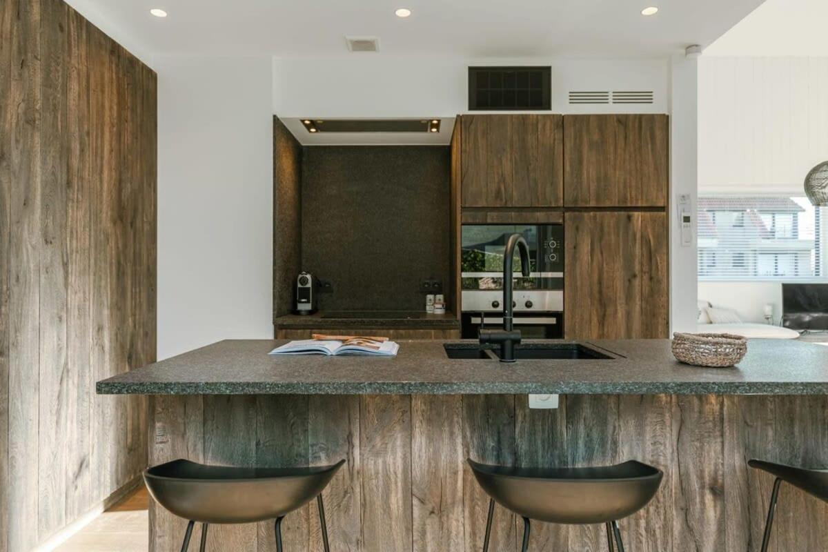 Stylish and spacious vacation home close to the beach