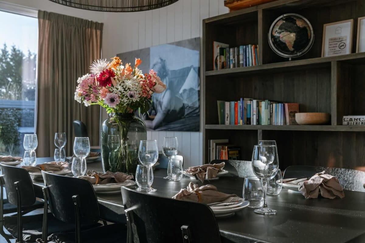 Stylish and spacious vacation home close to the beach