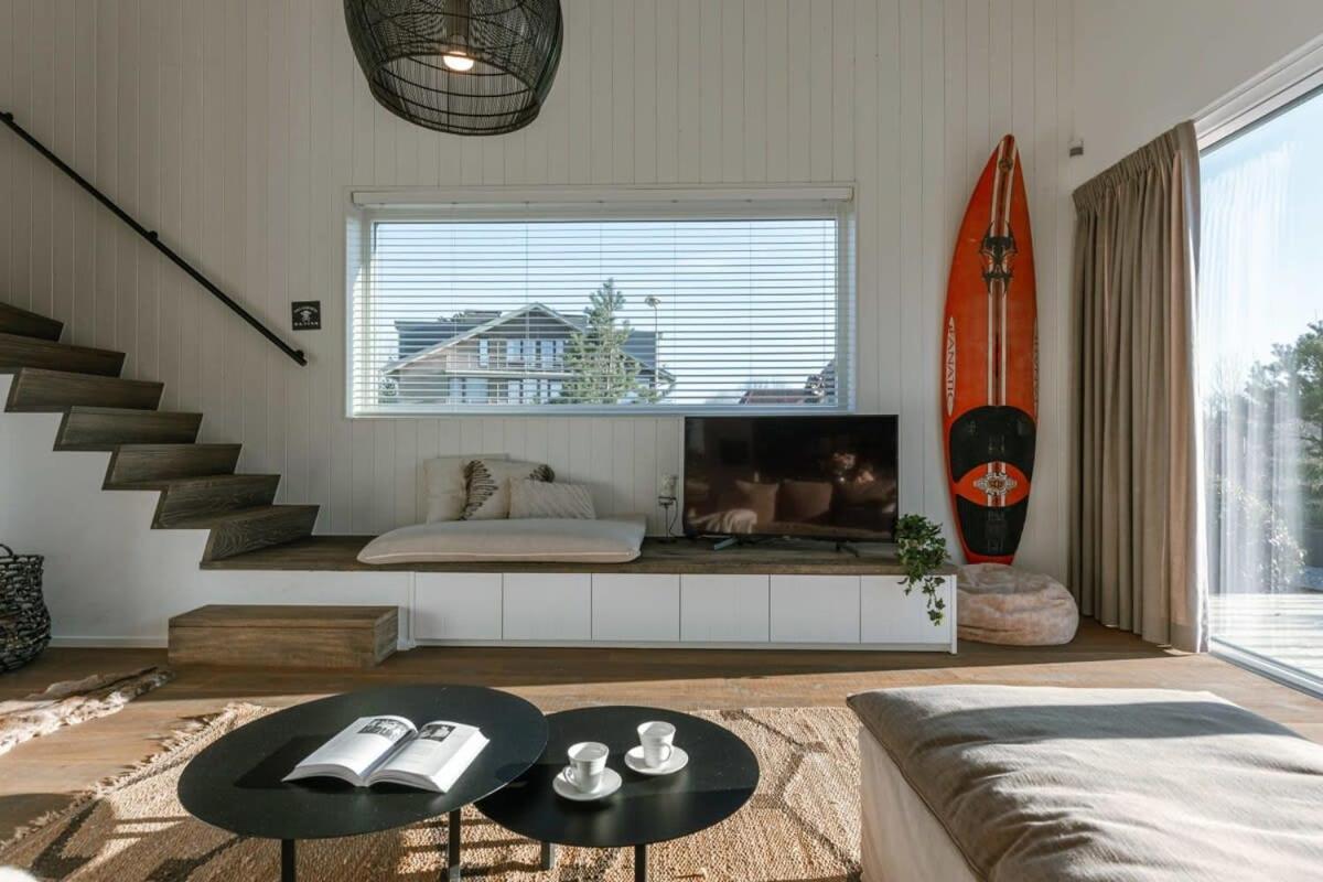 Stylish and spacious vacation home close to the beach