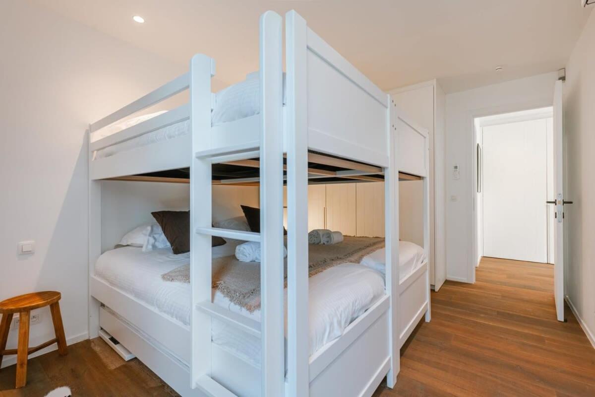 Stylish and spacious vacation home close to the beach