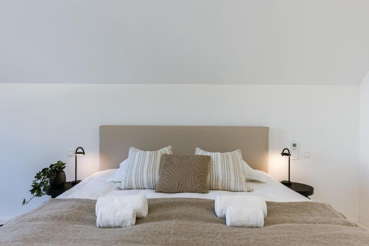 Stylish and spacious vacation home close to the beach