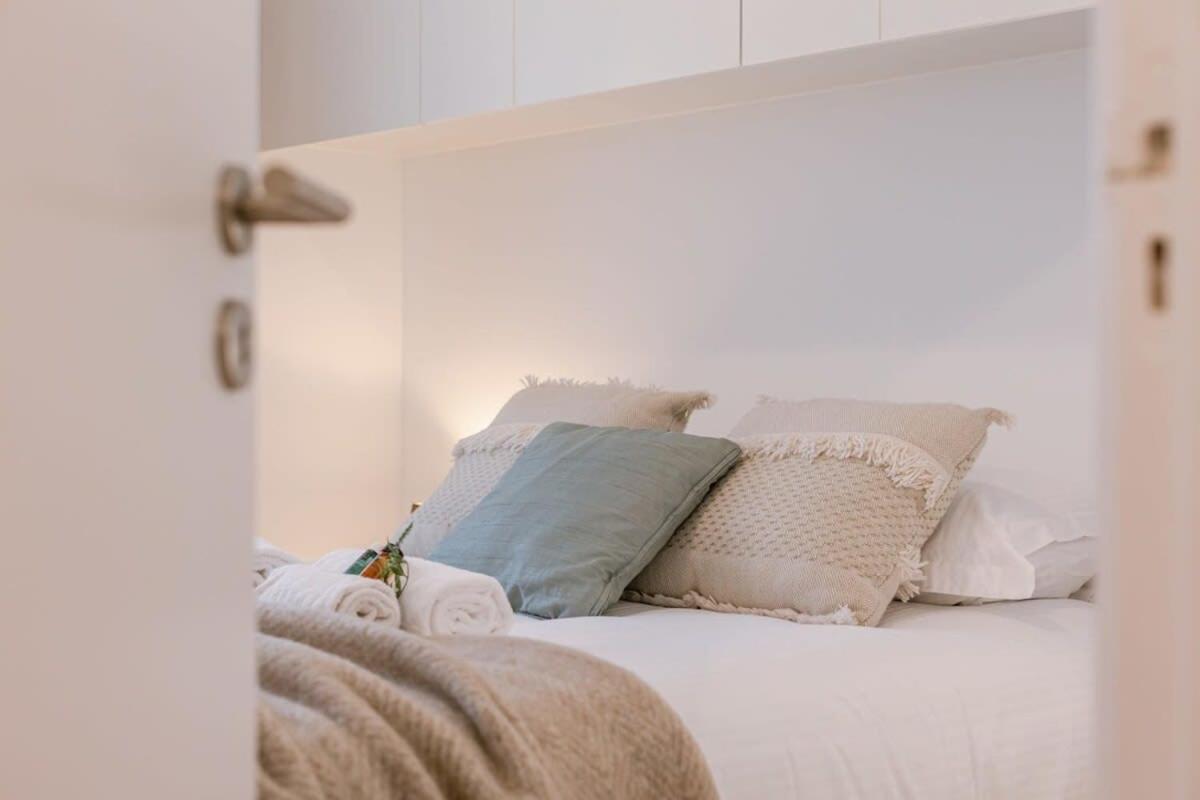 Modern apartment with parking and sea view in Oostduinkerke