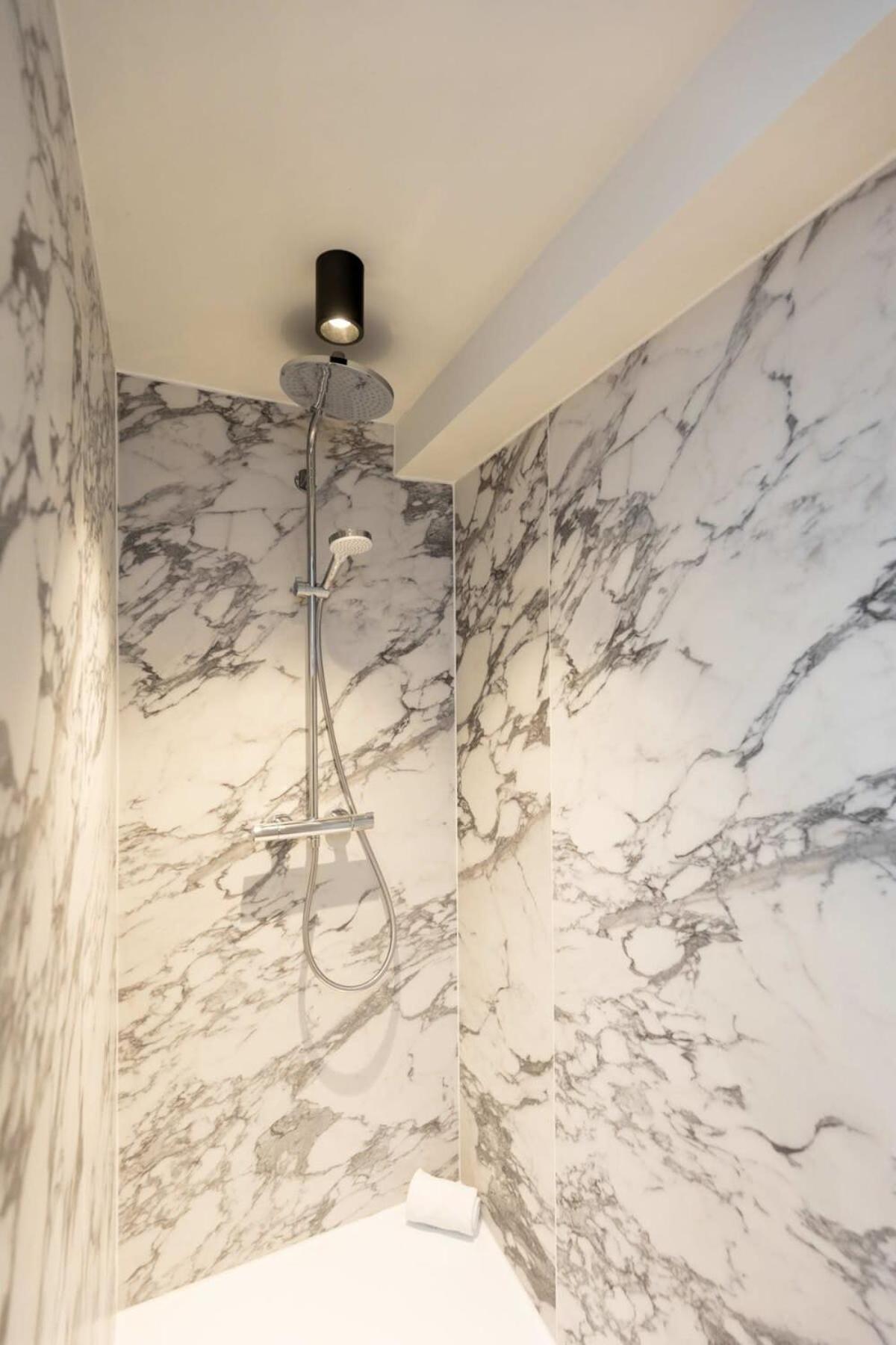 Huswell - Stunning apartment at the Grand Market of Antwerp