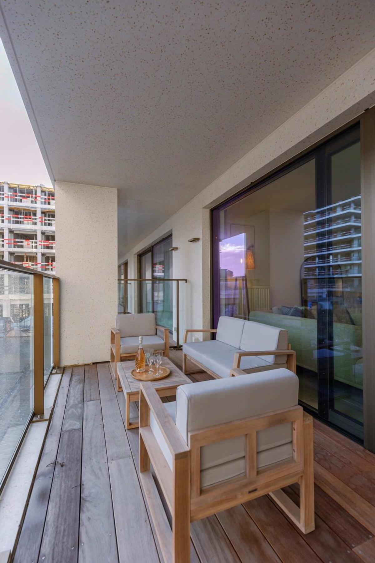 Huswell - Bright apartment in Sky garden with terrace