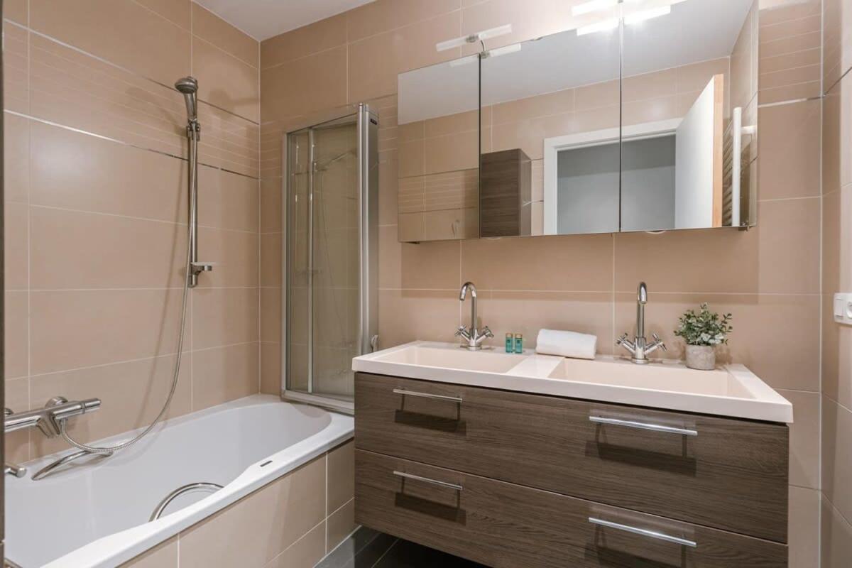 Casiola - Spacious apartment with private car park