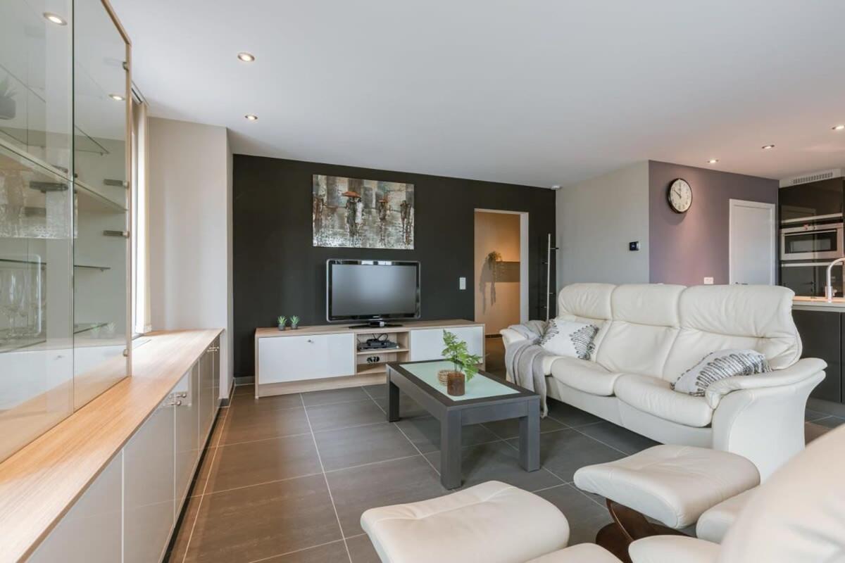 Casiola - Spacious apartment with private car park