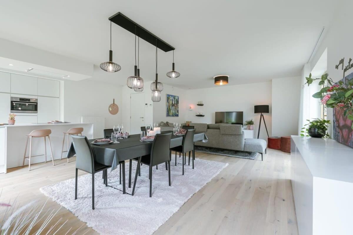Modern 3 bedroom apartment in Blankenberge