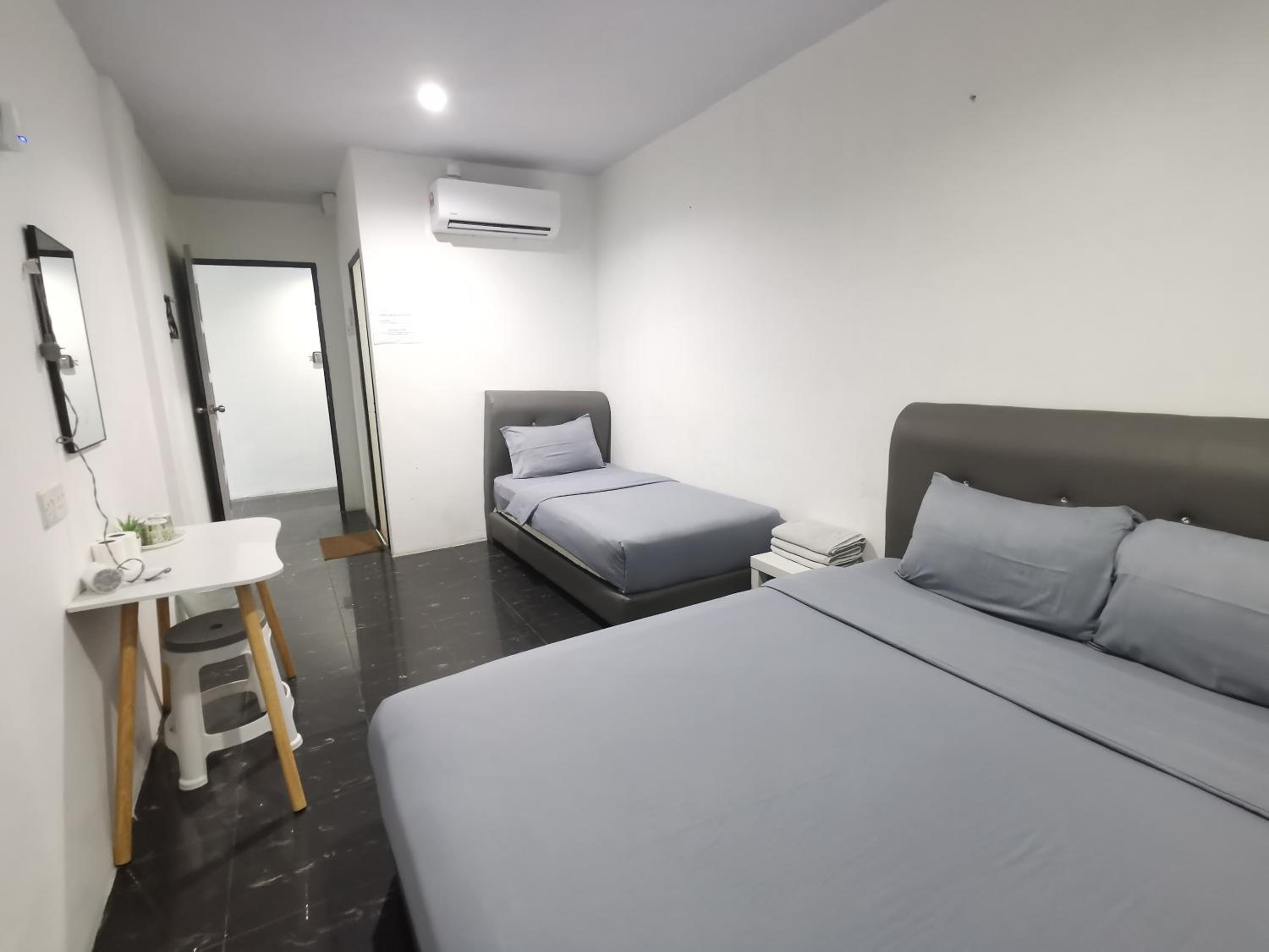 184 GURNEY DRIVE PENANG photo 3