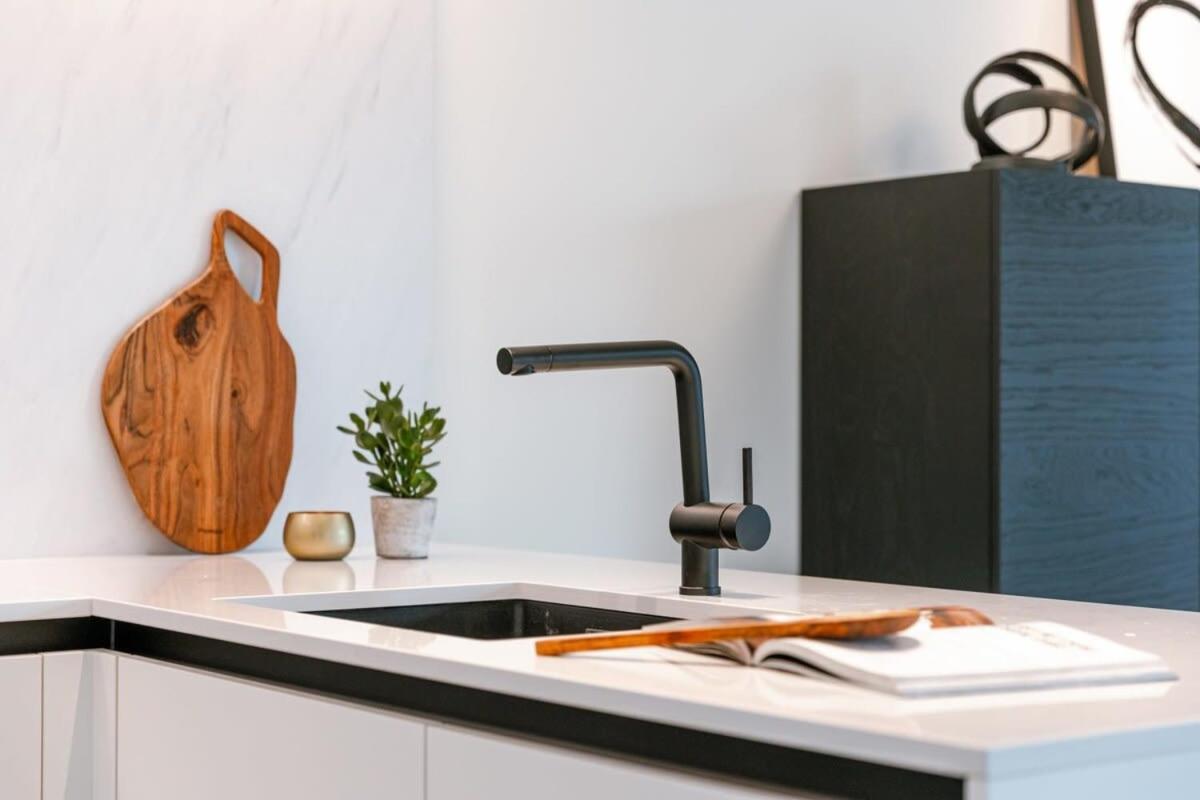 Modern apartment located on the square of De Panne