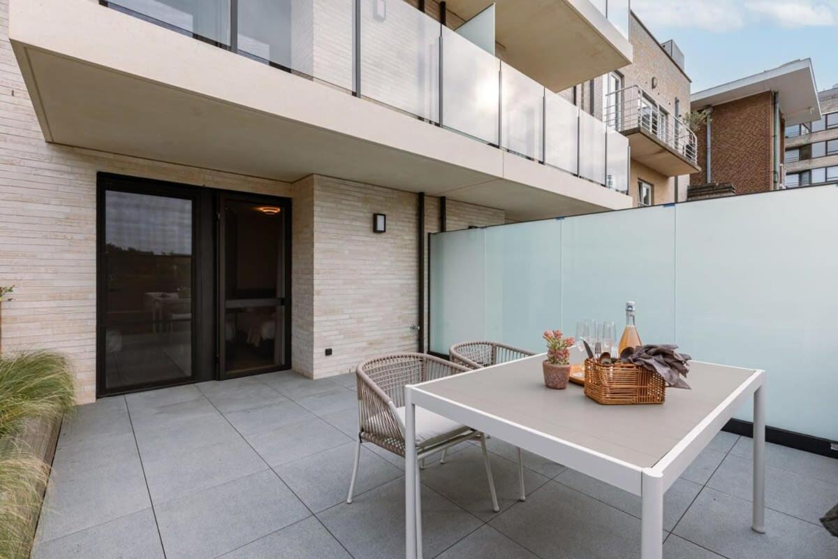 Modern apartment located on the square of De Panne