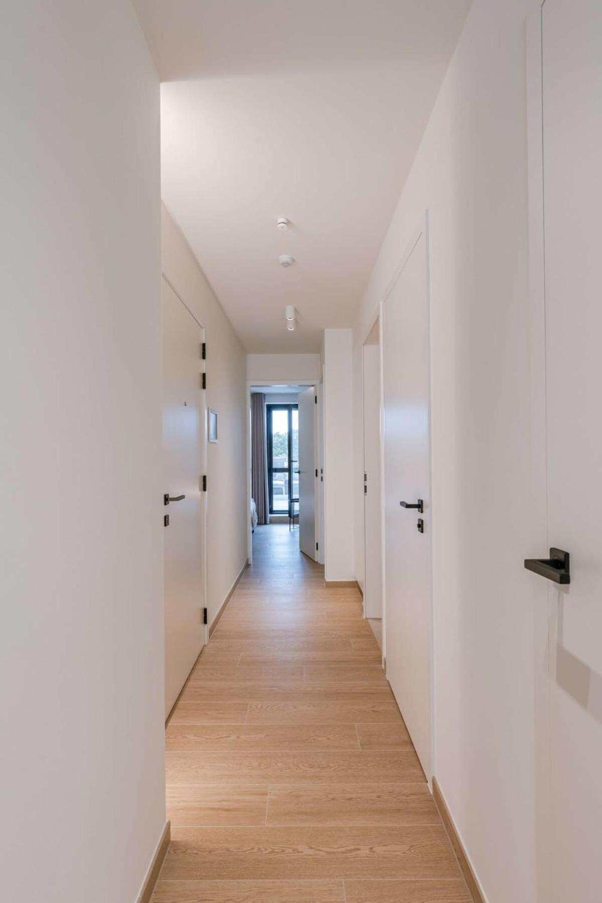 Modern apartment located on the square of De Panne