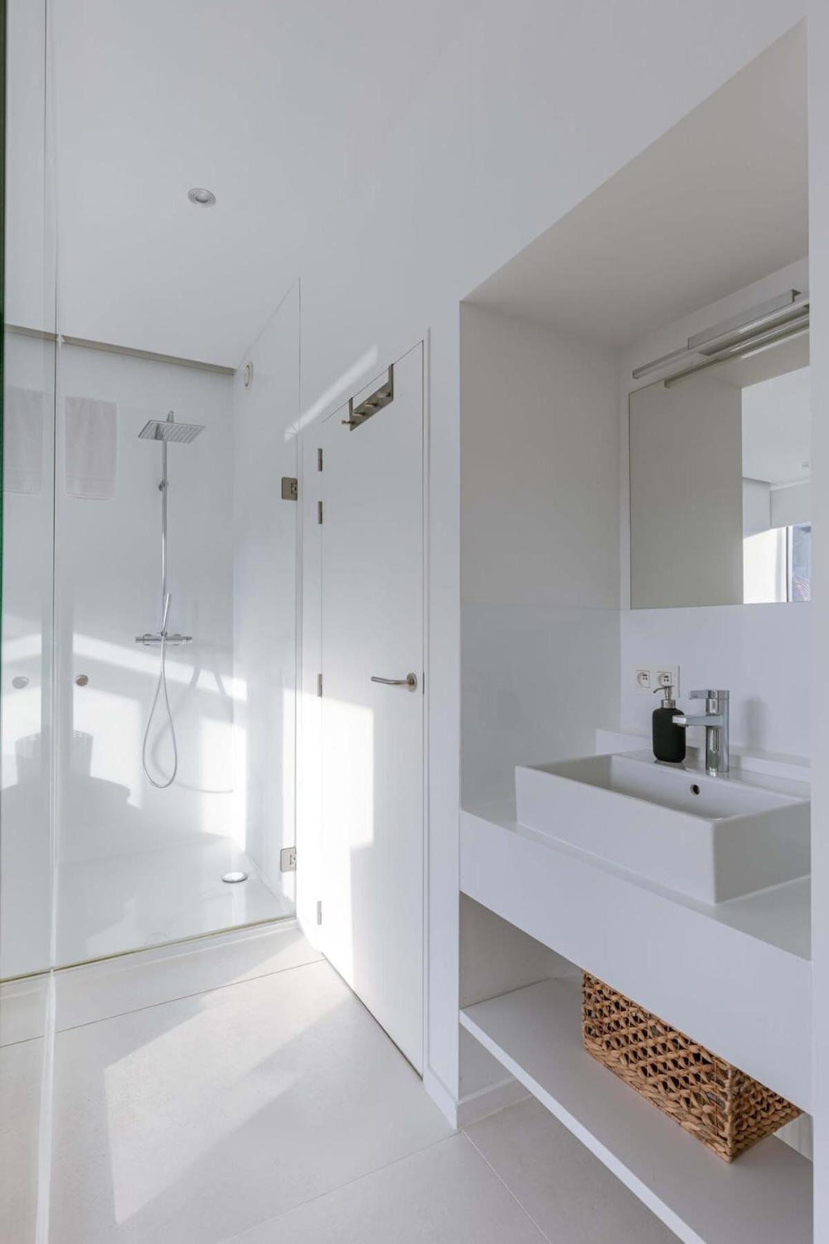 Casiola - Bright apartment overlooking the 3 towers of Ghent