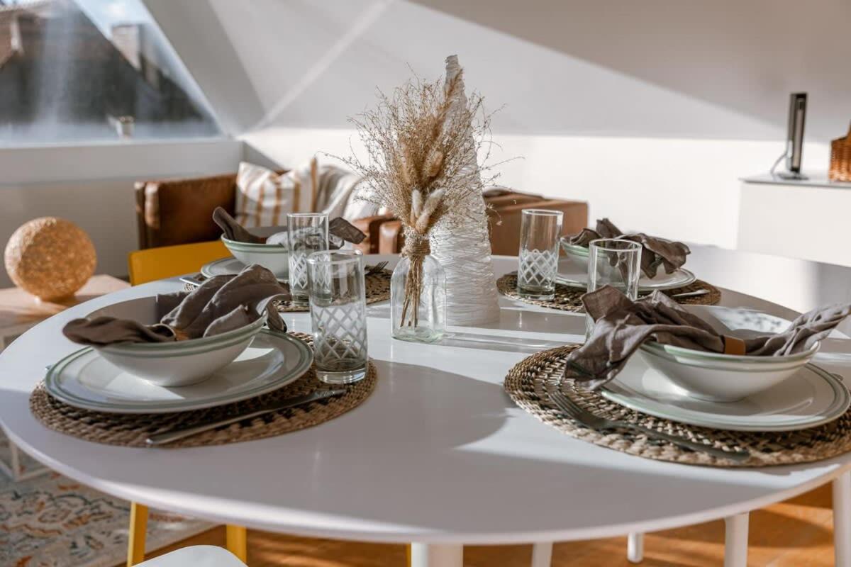 Casiola - Bright apartment overlooking the 3 towers of Ghent