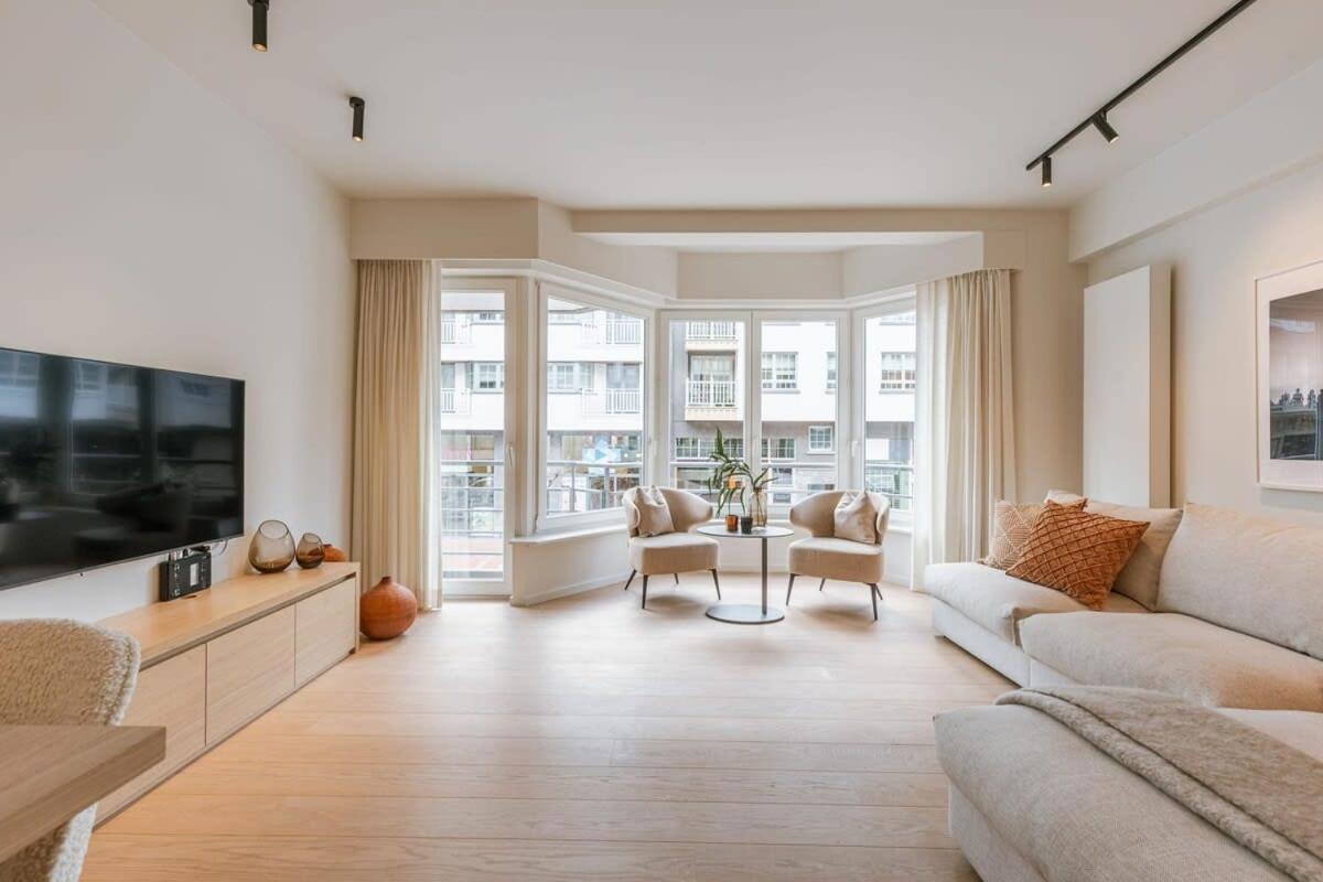 Trendy apartment on top location in Knokke for 7