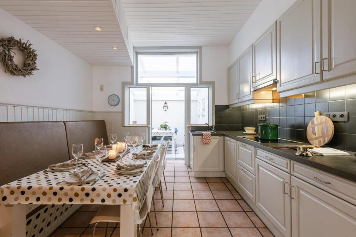 Spacious vacation home 'Huis Lapon'