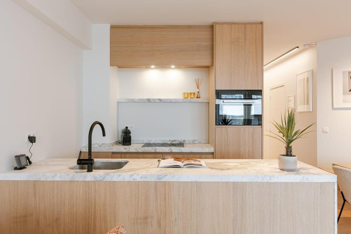 Trendy apartment on top location in Knokke for 7