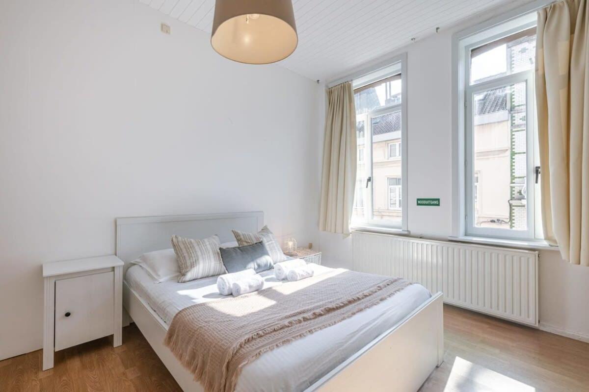 Spacious vacation home 'Huis Lapon'