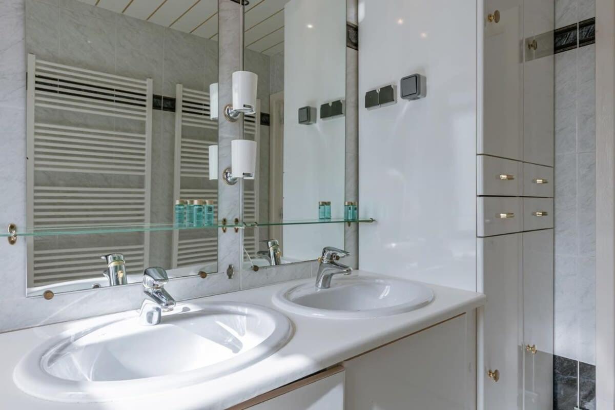 Spacious vacation home 'Huis Lapon'