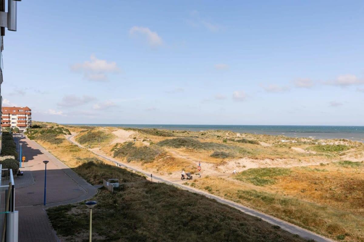 Huswell - Modern studio with magnificent seaview