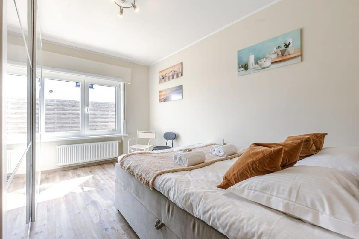 Spacious house with garden and parking