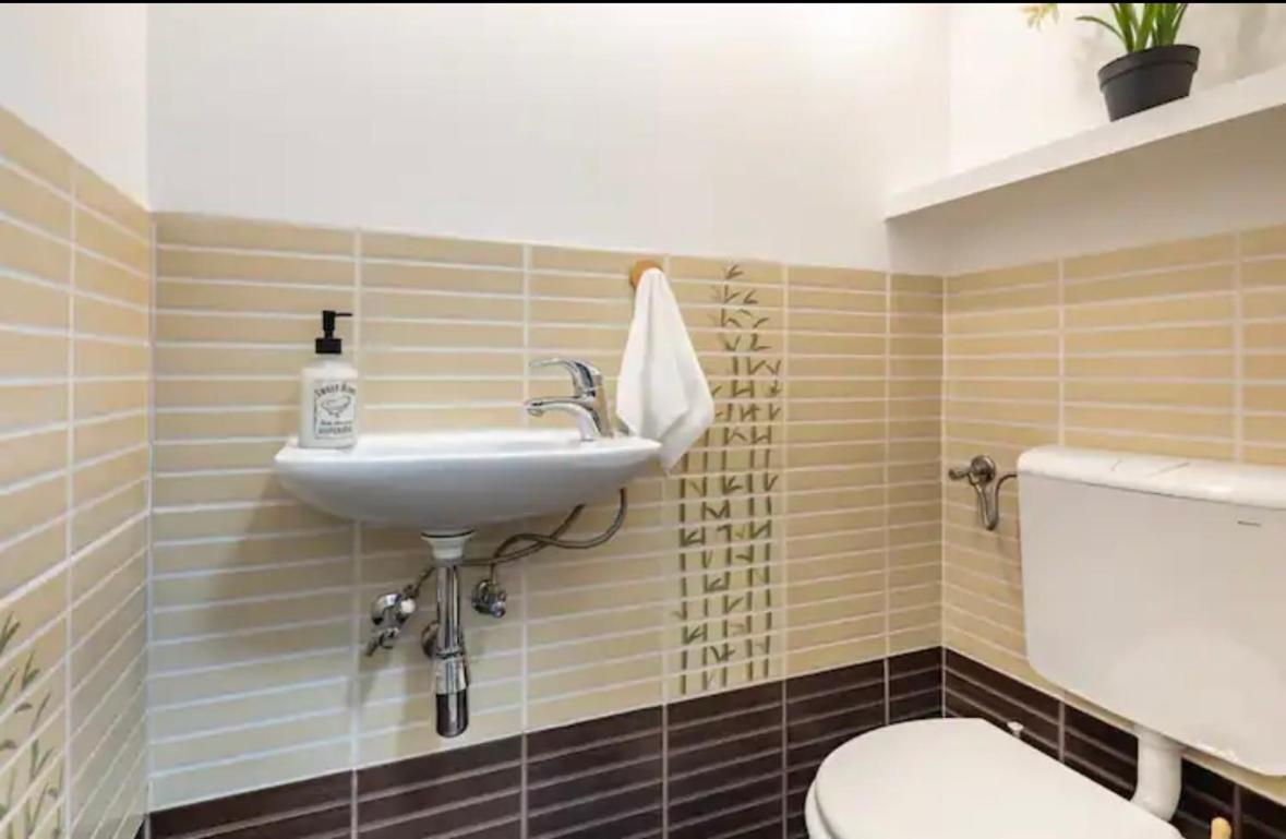 Aurora Residence