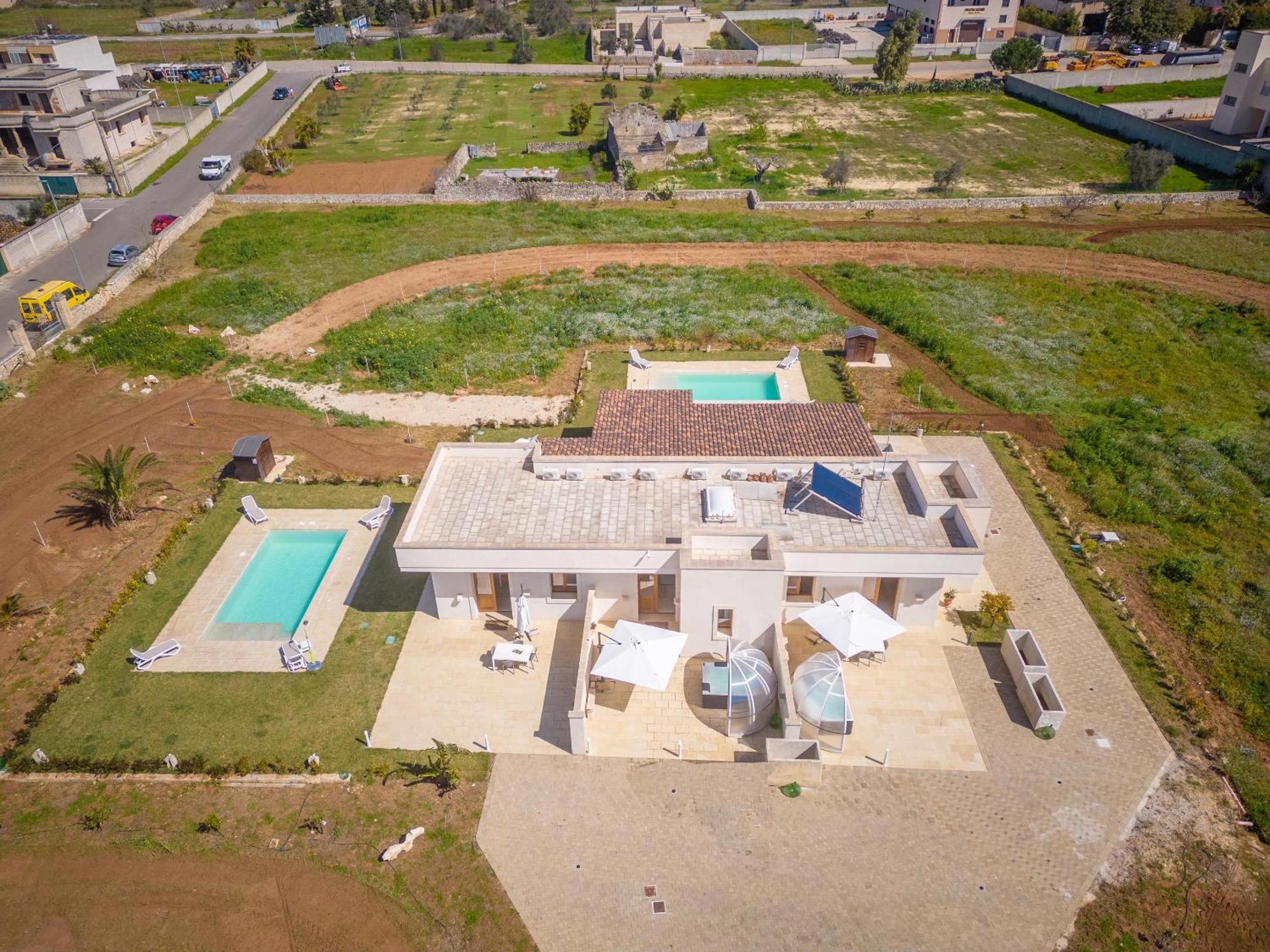 Villa Daisy view 2