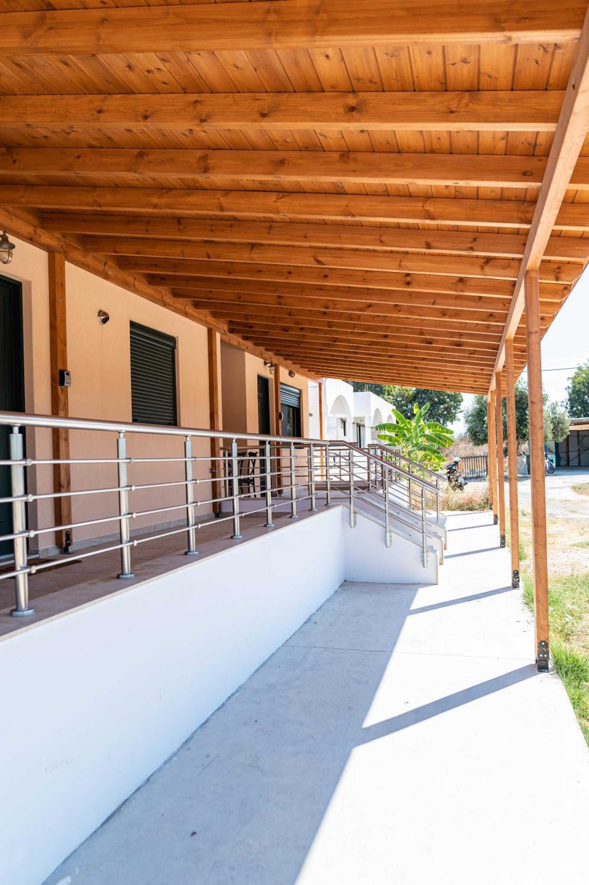 Niotis House - Elegance & comfort in the city photo 5