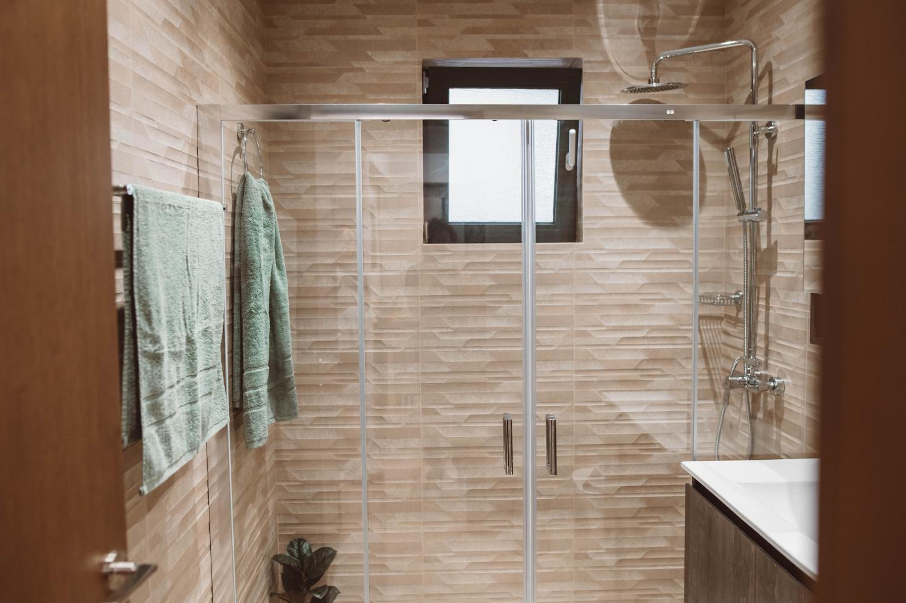 Niotis House - Elegance & comfort in the city
