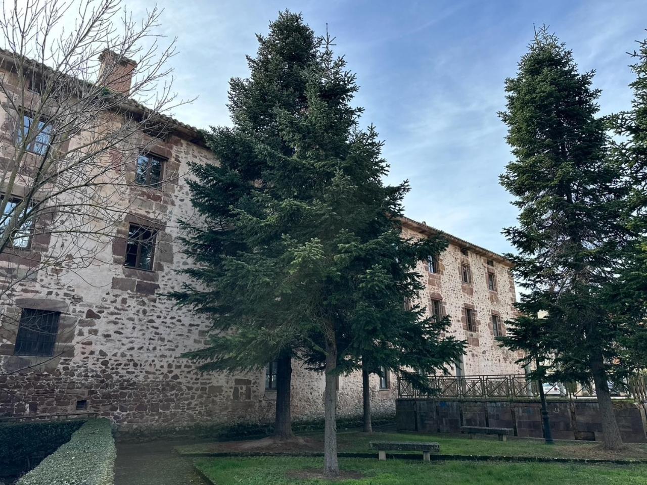 Hotel y Albergue Real Fabrica de Ezcaray