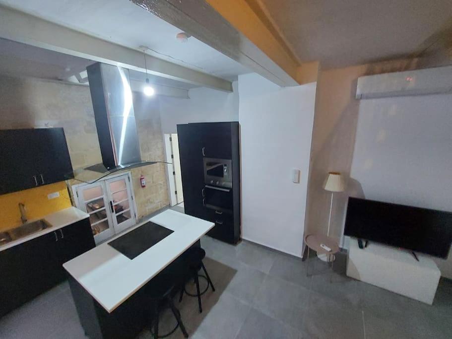 Floriana Two Bedroom Duplex Maisonette