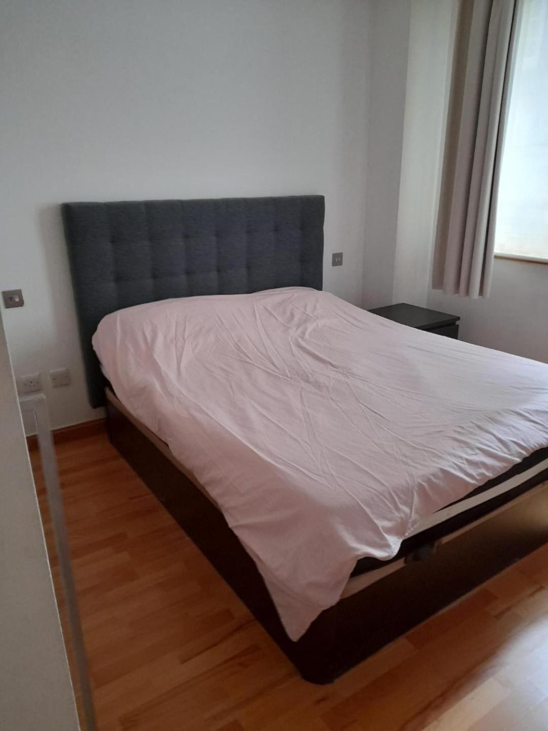 Three Bedroom Flat at Ocean Village view 5