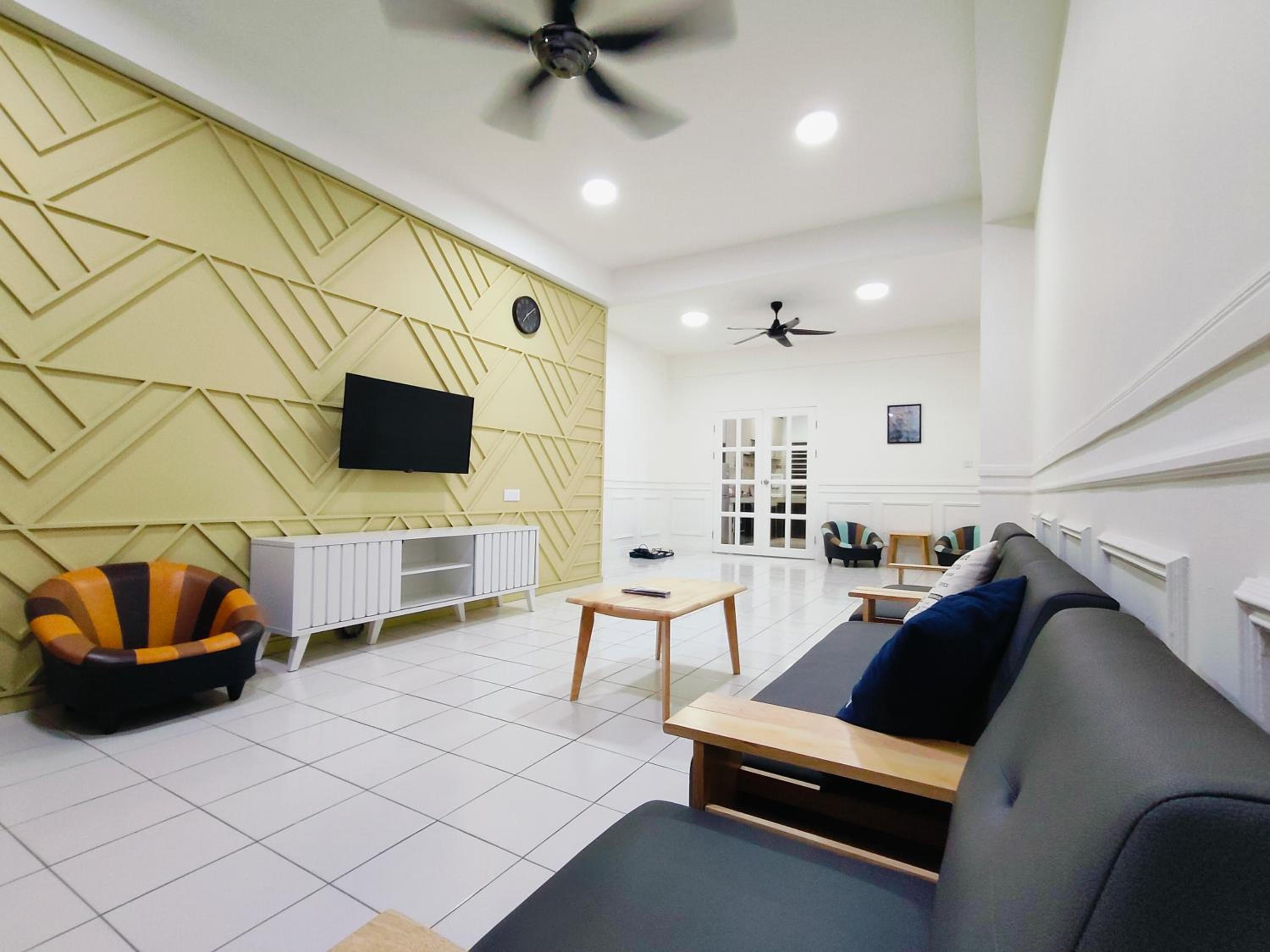98 Homestay Sandakan photo 4