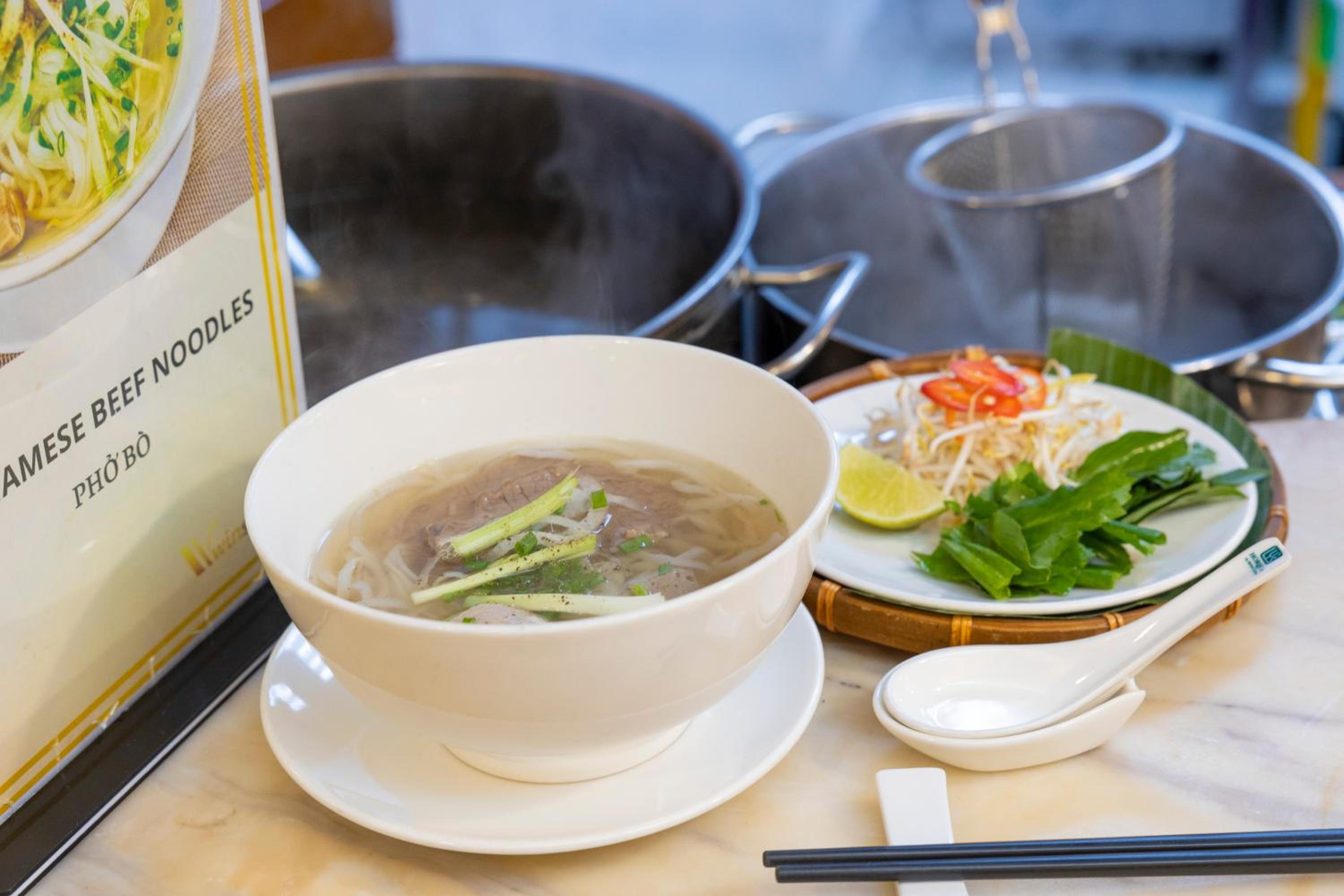 Winsuites Sai Gon Hotel 23