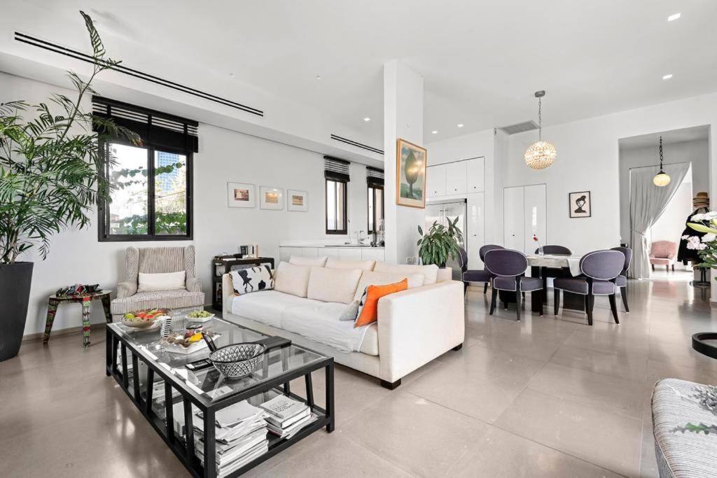 Modern 2BR Private House Neve Tsedek by HolyGuest view 2