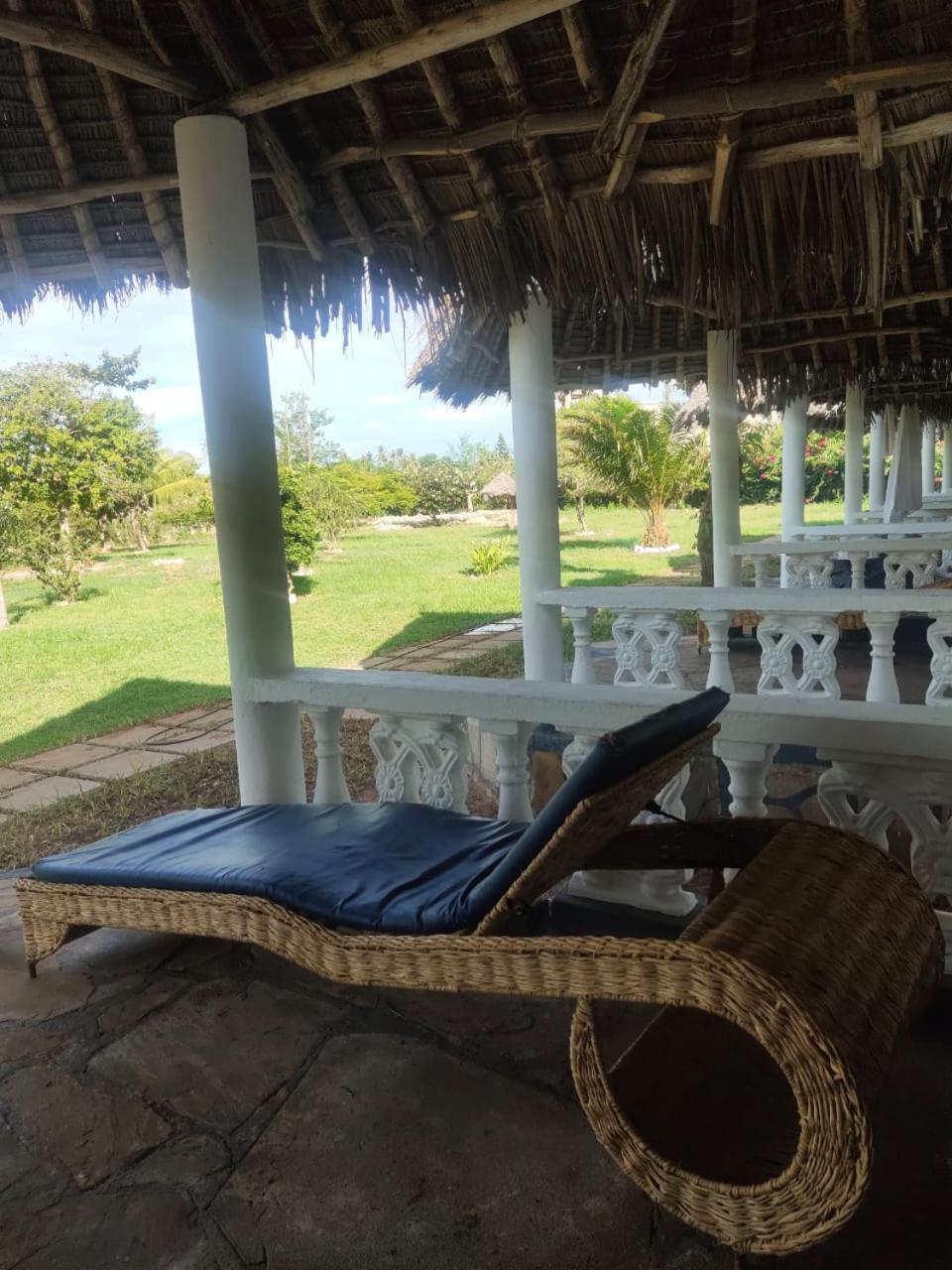 Sagwe Riviera Diani, Kenya