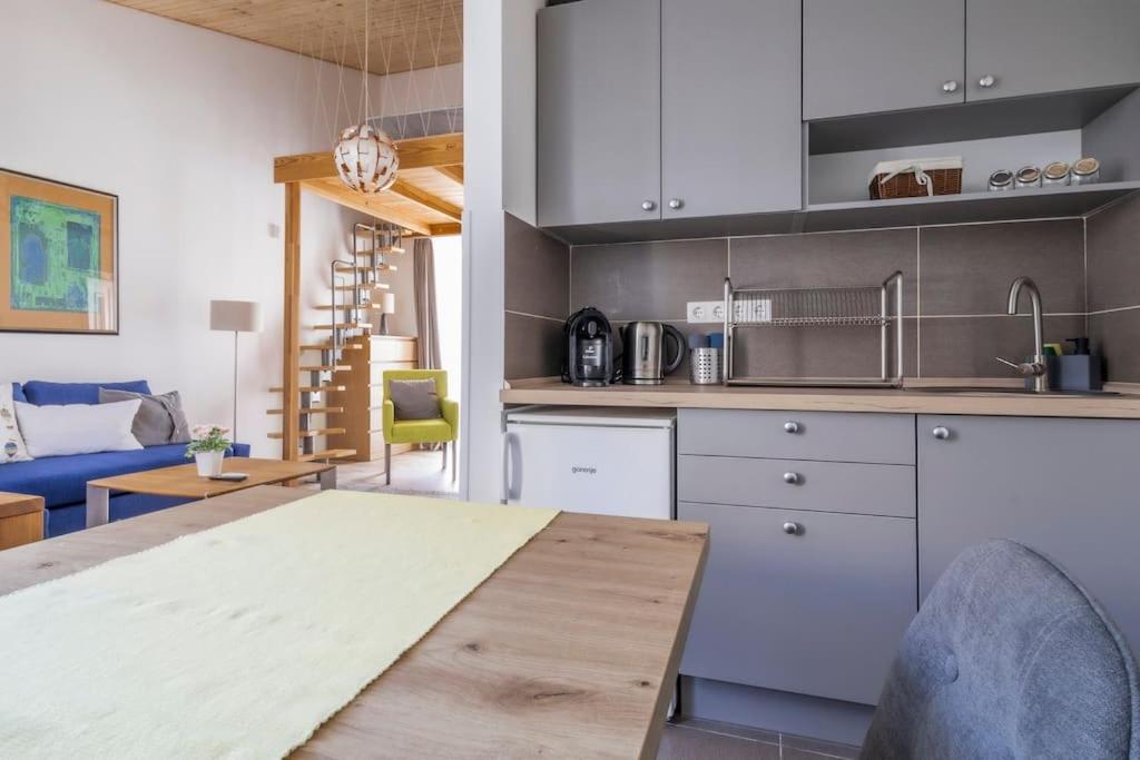 Art Gallery Apartman