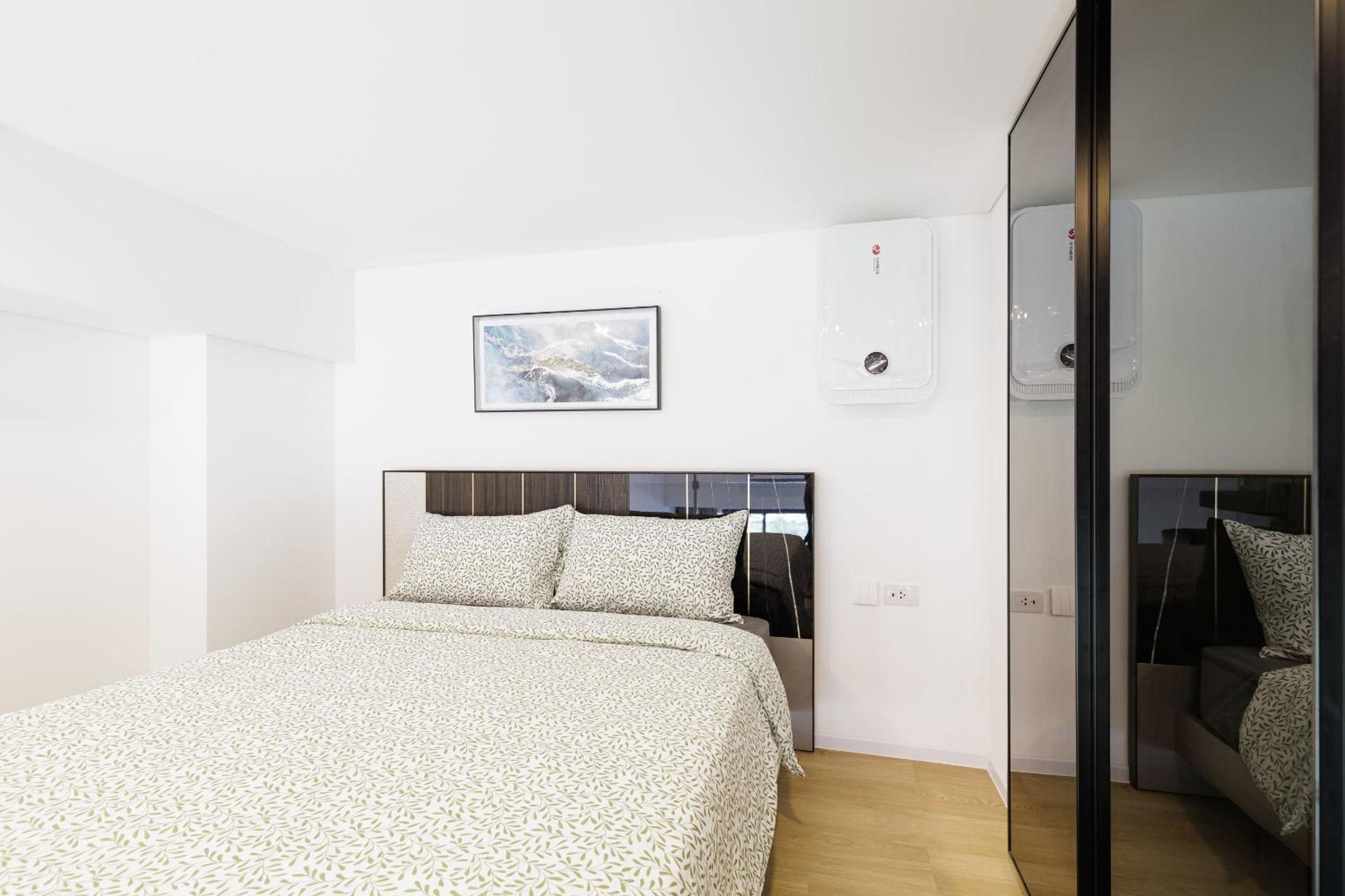 Loft Pool Superior Suite Near jodd Night Market 500mbps Wi-Fi Twin